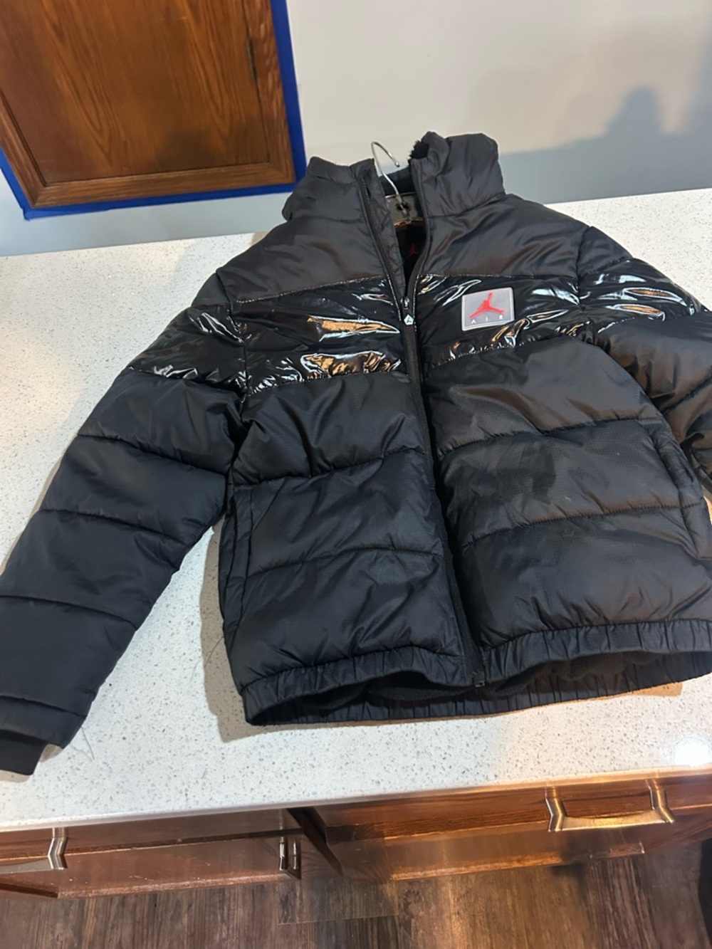 Jordan Black Puffer Jacket uuuwith Glossy Chest Panel